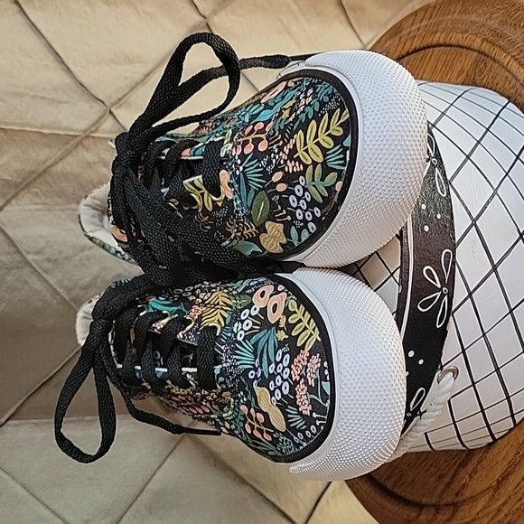 EUC- KEDS X Rifle Paper Co ‘Lourdes Floral Anchor’ Lace Up Sneakers - Picture 6 of 9